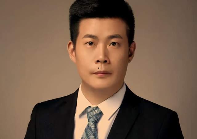 张晓磊爆料事件最新,揭秘背后惊人真相  第2张